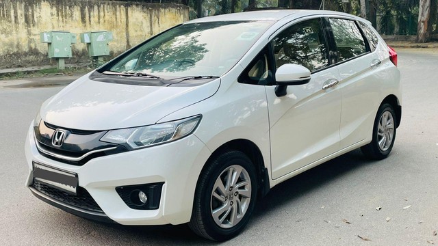 Second-hand 2019 Honda Jazz VX for sale in New Delhi-9