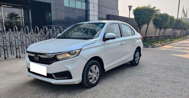 Honda Amaze S CVT Petrol Second-hand 2021 Honda Amaze S CVT Petrol for sale in New Delhi-0