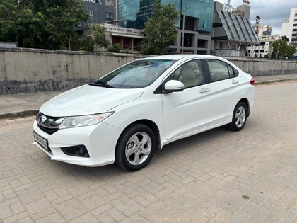 Second-hand 2015 Honda City i DTEC V for sale in Ahmedabad