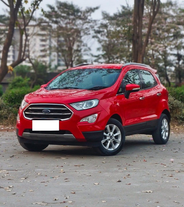 Second-hand 2017 Ford Ecosport 1.5 Diesel Titanium BSIV for sale in Surat-4