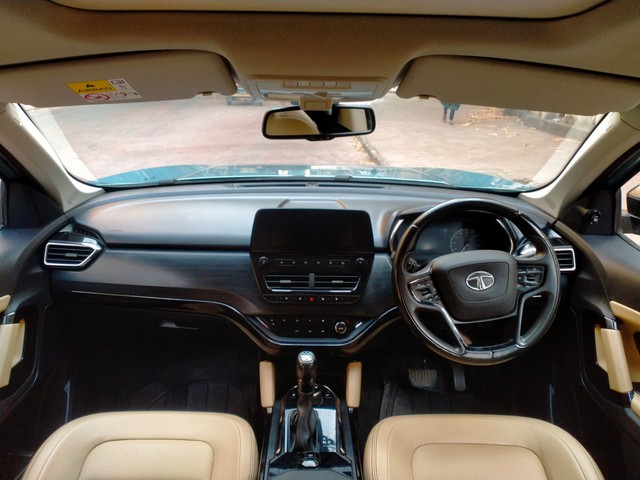 Second-hand 2021 Tata Safari XZA Plus AT BSVI for sale in Thane-8