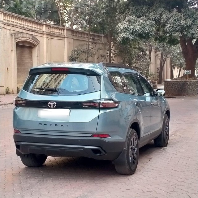 Second-hand 2021 Tata Safari XZA Plus AT BSVI for sale in Thane-10