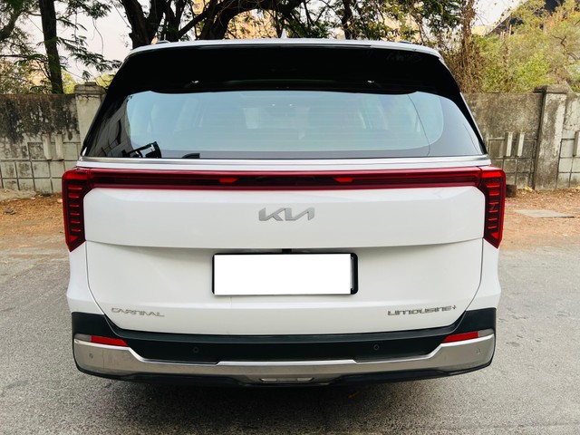Second-hand 2025 Kia Carnival Limousine Plus for sale in Mumbai-2