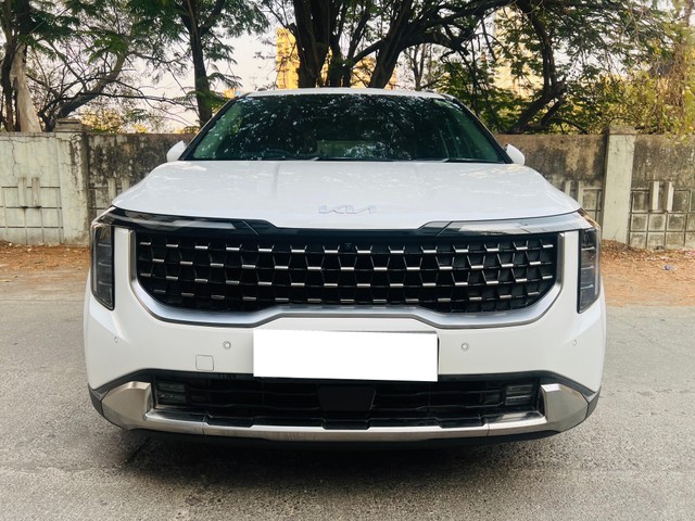 Second-hand 2025 Kia Carnival Limousine Plus for sale in Mumbai-5