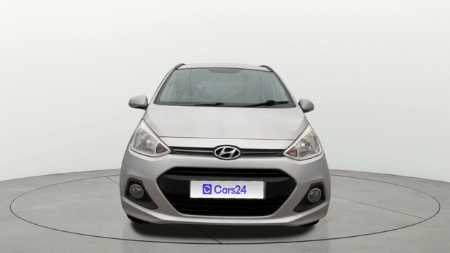 Second-hand 2016 Hyundai Grand i10 Sportz for sale in Noida-18