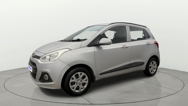 Second-hand 2016 Hyundai Grand i10 Sportz for sale in Noida-17