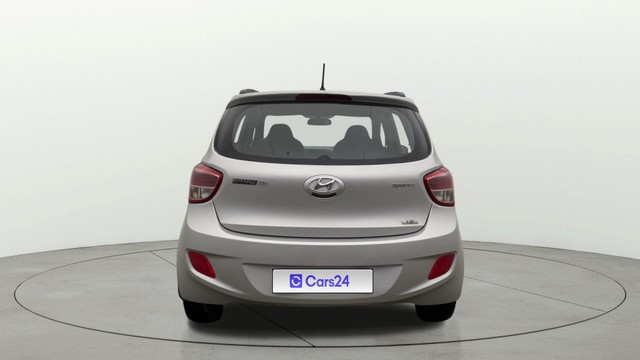 Second-hand 2016 Hyundai Grand i10 Sportz for sale in Noida-14