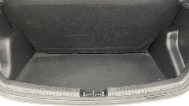 Second-hand 2016 Hyundai Grand i10 Sportz for sale in Noida-20