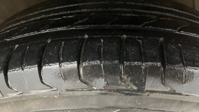 Second-hand 2016 Hyundai Grand i10 Sportz for sale in Noida-10