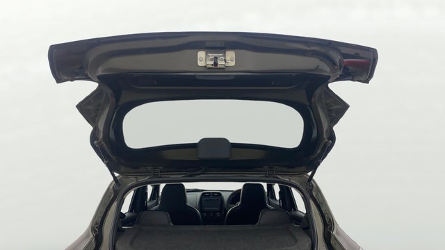 Second-hand 2016 Renault KWID RXT for sale in Gulbarga-20