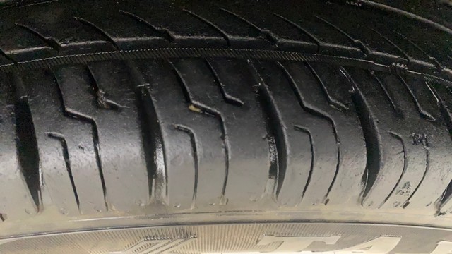 Second-hand 2016 Renault KWID RXT for sale in Gulbarga-31