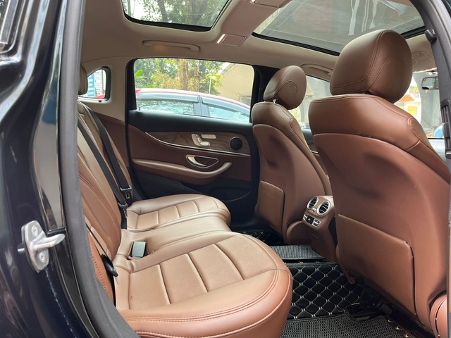 Second-hand 2017 Mercedes-Benz E-Class E 220D for sale in Mumbai-8