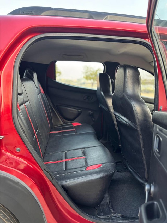 Second-hand 2017 Renault KWID 1.0 RXT Optional AT 2016-2019 for sale in Ahmedabad-10