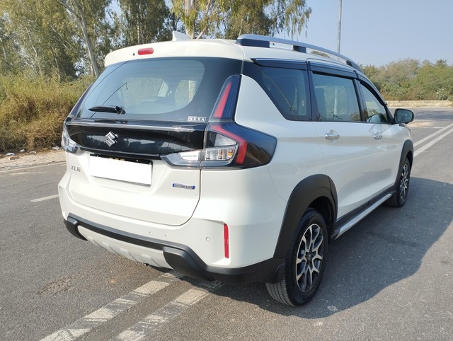 Second-hand 2024 Maruti Suzuki XL6 Alpha Plus AT for sale in New Delhi-10