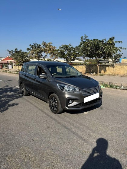 Second-hand 2022 Maruti Suzuki Ertiga VXI CNG for sale in New Delhi