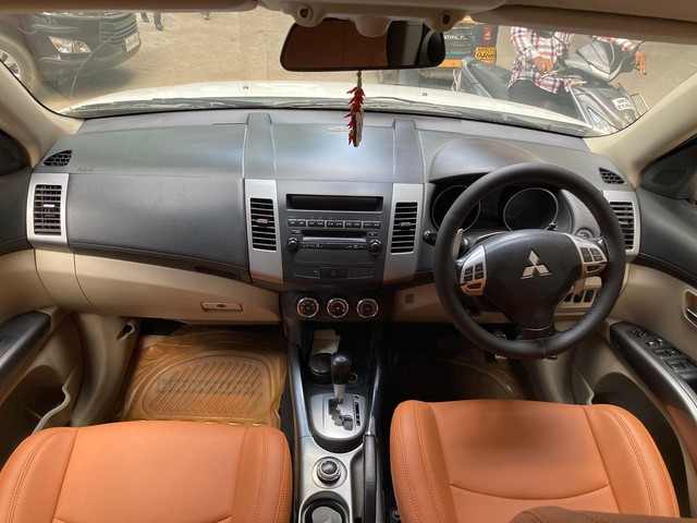 Mitsubishi Outlander 2.4 Second-hand 2012 Mitsubishi Outlander 2.4 for sale in Mumbai-5