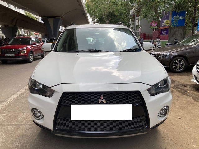 Mitsubishi Outlander 2.4 Second-hand 2012 Mitsubishi Outlander 2.4 for sale in Mumbai-3