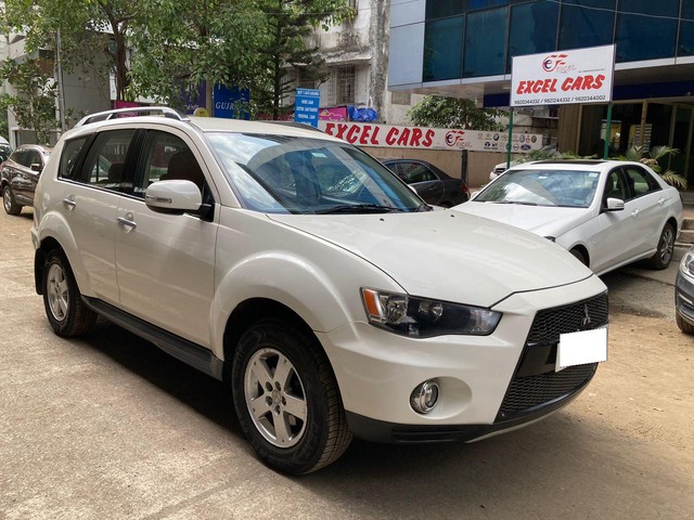 Mitsubishi Outlander 2.4 Second-hand 2012 Mitsubishi Outlander 2.4 for sale in Mumbai-0