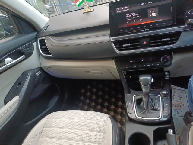 Kia Seltos GTX DCT Second-hand 2019 Kia Seltos GTX DCT for sale in Chennai-7