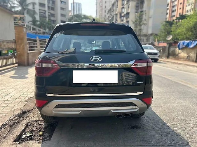Second-hand 2022 Hyundai Alcazar Signature (O) Diesel AT BSVI for sale in Mumbai-2