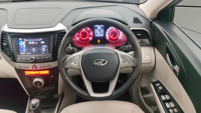 Second-hand 2021 Mahindra XUV300 W8 Diesel BSVI for sale in Pune-10