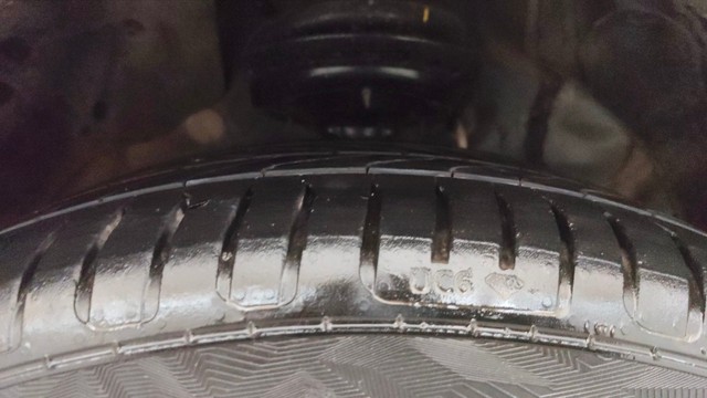 Second-hand 2021 Mahindra XUV300 W8 Diesel BSVI for sale in Pune-6