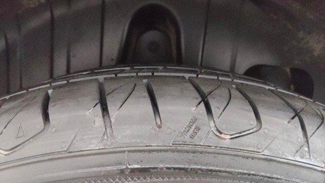 Second-hand 2021 Mahindra XUV300 W8 Diesel BSVI for sale in Pune-1