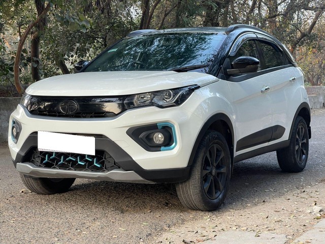 Second-hand 2021 Tata Nexon EV XZ Plus for sale in New Delhi-2