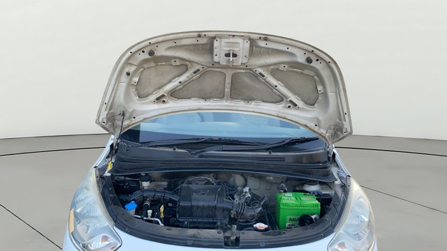 Second-hand 2014 Hyundai i10 Magna 1.1L for sale in Ahmedabad-19