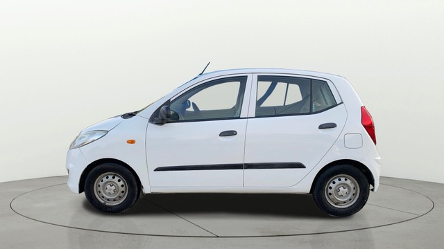 Second-hand 2014 Hyundai i10 Magna 1.1L for sale in Ahmedabad-16