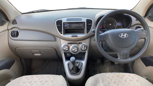 Second-hand 2014 Hyundai i10 Magna 1.1L for sale in Ahmedabad-21