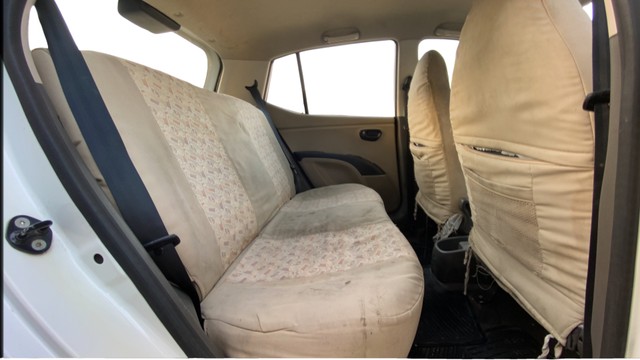 Second-hand 2014 Hyundai i10 Magna 1.1L for sale in Ahmedabad-4