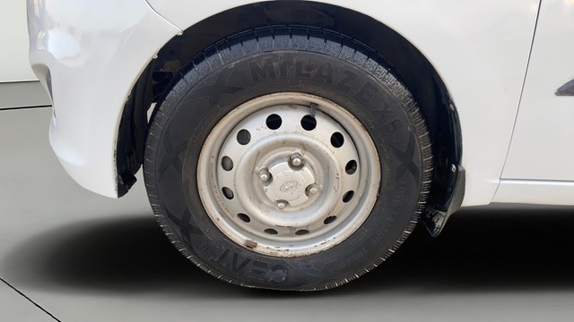 Second-hand 2014 Hyundai i10 Magna 1.1L for sale in Ahmedabad-29