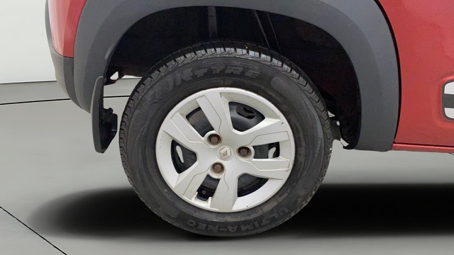 Second-hand 2017 Renault KWID 1.0 RXT for sale in Kochi-27