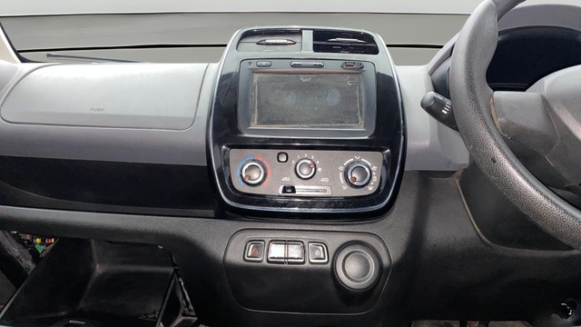 Second-hand 2017 Renault KWID 1.0 RXT for sale in Kochi-2