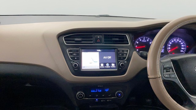 Second-hand 2018 Hyundai i20 1.2 Asta for sale in Lucknow-22