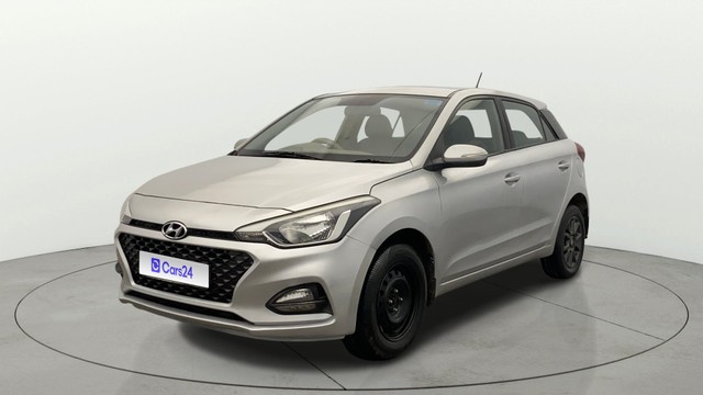 Second-hand 2018 Hyundai i20 1.2 Asta for sale in Lucknow-6