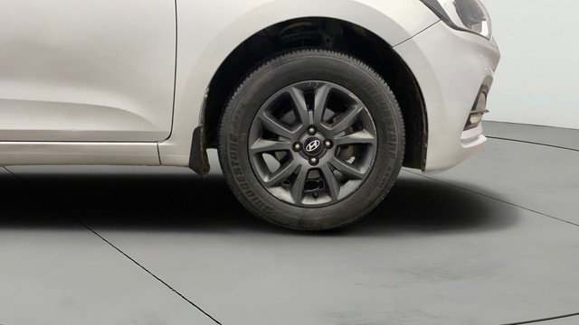 Second-hand 2018 Hyundai i20 1.2 Asta for sale in Lucknow-23