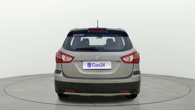 Second-hand 2016 Maruti Suzuki S Cross DDiS 200 Zeta for sale in Ahmedabad-3