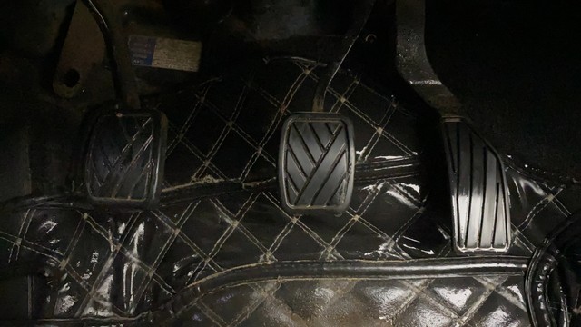 Second-hand 2016 Maruti Suzuki S Cross DDiS 200 Zeta for sale in Ahmedabad-14