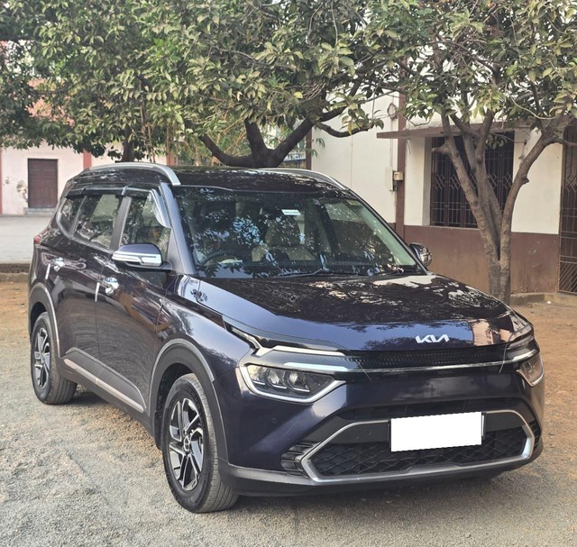 Kia Carens Luxury Plus Diesel AT 6 STR BSVI Second-hand 2022 Kia Carens Luxury Plus Diesel AT 6 STR BSVI for sale in Chennai-0