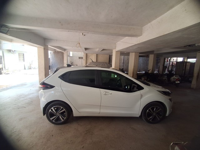 Tata Altroz XZ Plus OS CNG Second-hand 2024 Tata Altroz XZ Plus OS CNG for sale in Nanded-1