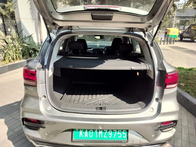 Second-hand 2023 MG ZS EV Excite for sale in Bangalore-13