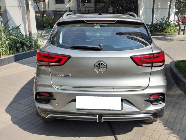 Second-hand 2023 MG ZS EV Excite for sale in Bangalore-1