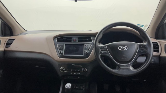 Second-hand 2018 Hyundai i20 1.2 Asta Option for sale in Bangalore-11