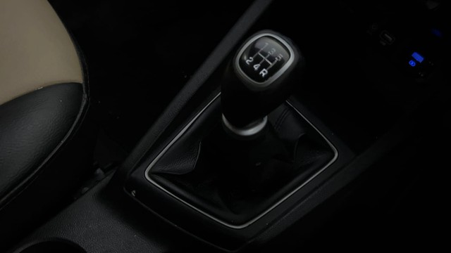 Second-hand 2018 Hyundai i20 1.2 Asta Option for sale in Bangalore-12