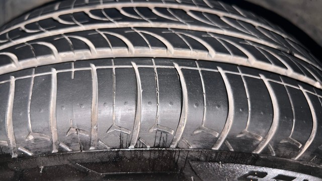 Second-hand 2013 Maruti Suzuki Swift Dzire ZXi for sale in Mysore-38