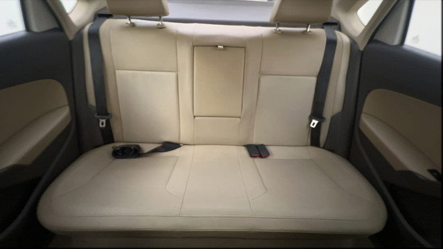 Second-hand 2016 Volkswagen Vento 1.2 TSI Highline BSIV for sale in Bangalore-26