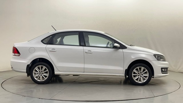 Second-hand 2016 Volkswagen Vento 1.2 TSI Highline BSIV for sale in Bangalore-2