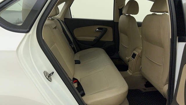 Second-hand 2016 Volkswagen Vento 1.2 TSI Highline BSIV for sale in Bangalore-36